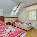 Pool Silva Marija Apartment Pišece