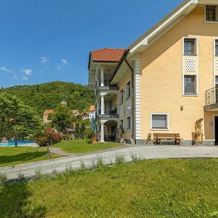 Pool Silva Marija Apartment Pišece